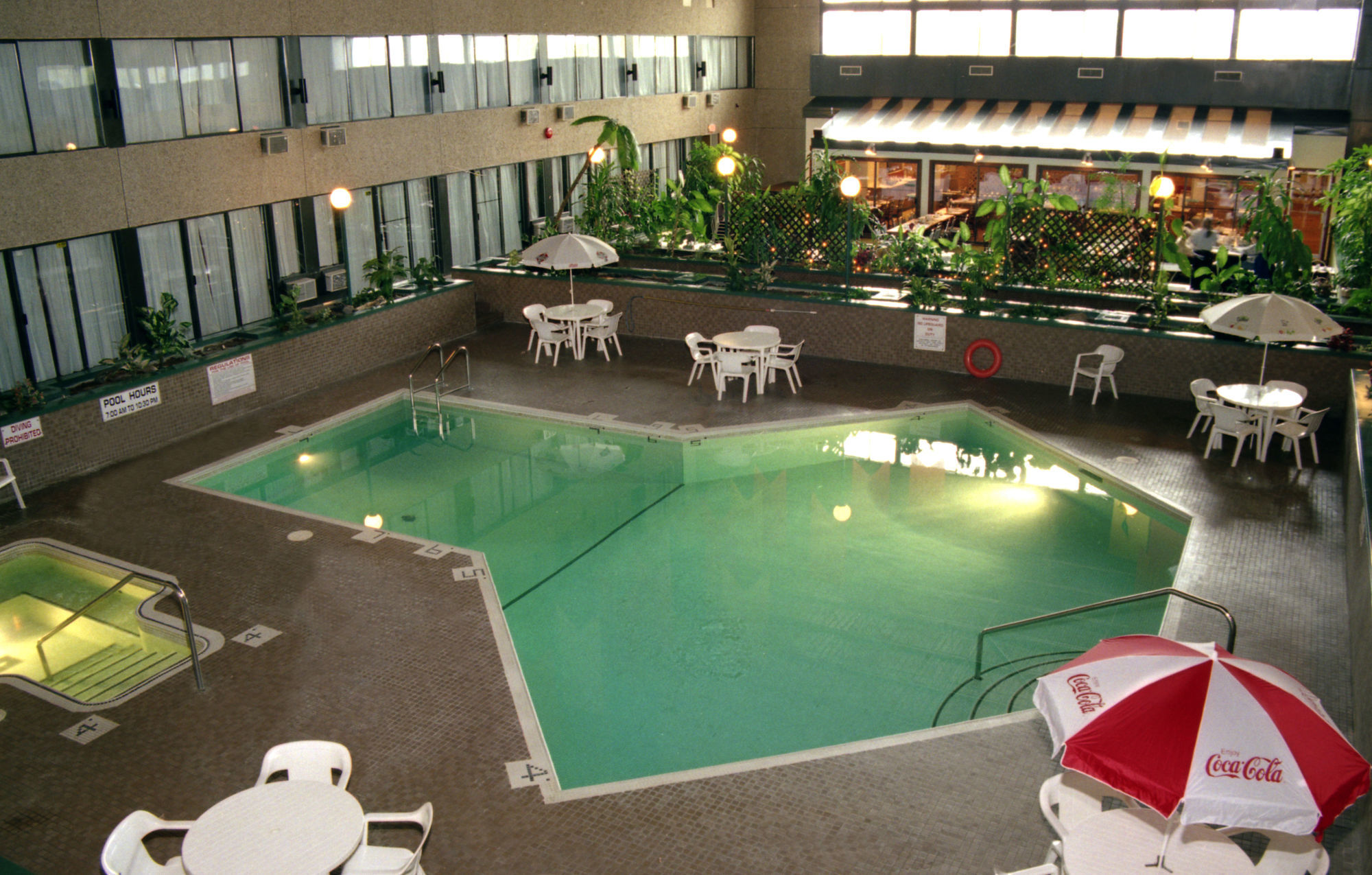 Sandman Hotel Каслгар Екстер'єр фото
