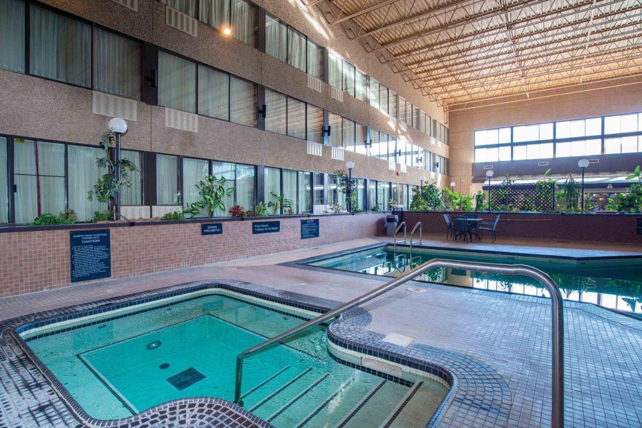 Sandman Hotel Каслгар Екстер'єр фото